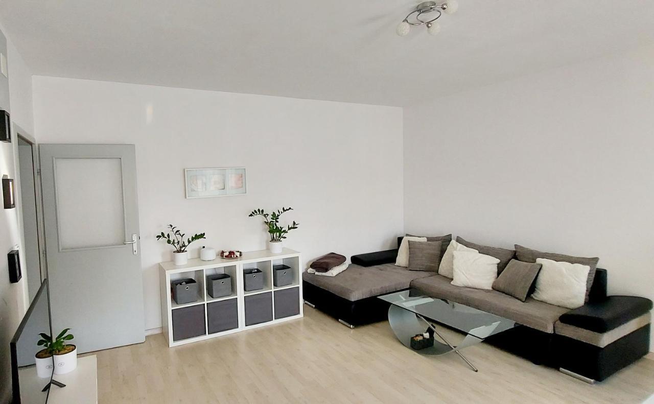 Apartman Near Fazana-500 From The Sea Exteriör bild